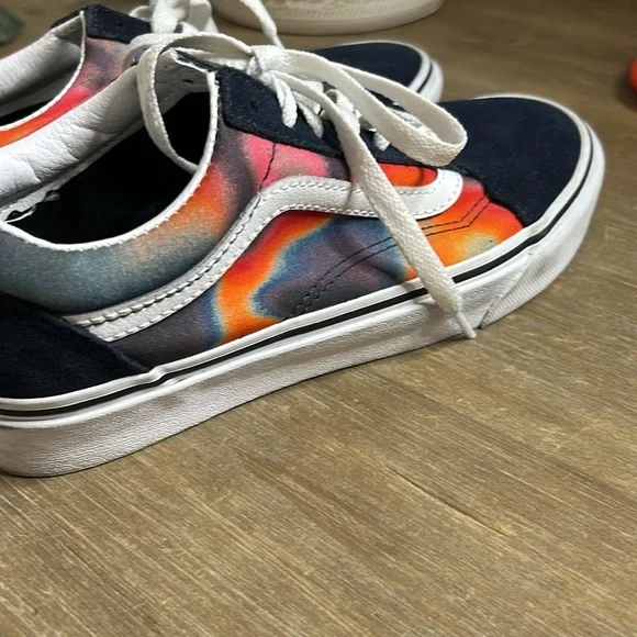 Vans Old Skool Dark Aura Black Red Skateboarding Low Cut Sneaker Shoes Women 7 - Picture 6 of 13